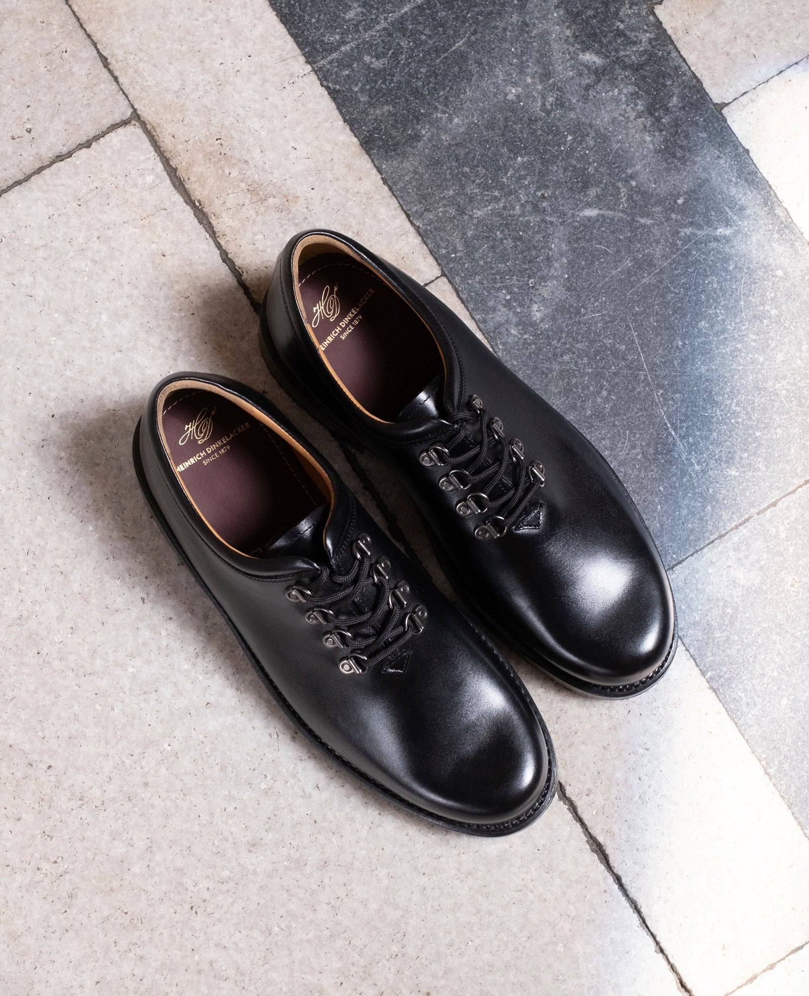 Rio Wholecut BC - Schwarz – Heinrich Dinkelacker