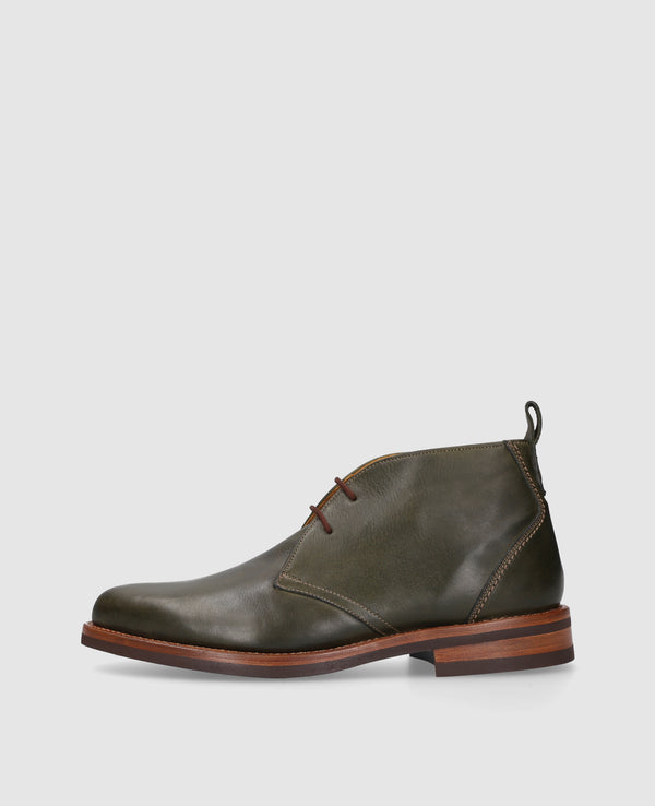 Genf Plain N Boot aus Kalbsnubuk